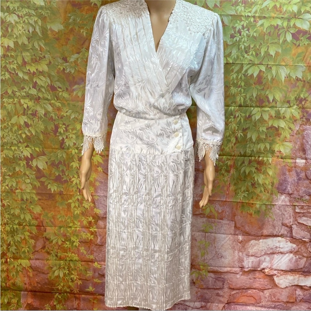 Nilani Vintage Ivory Jacquard Lace Trimmed Dress